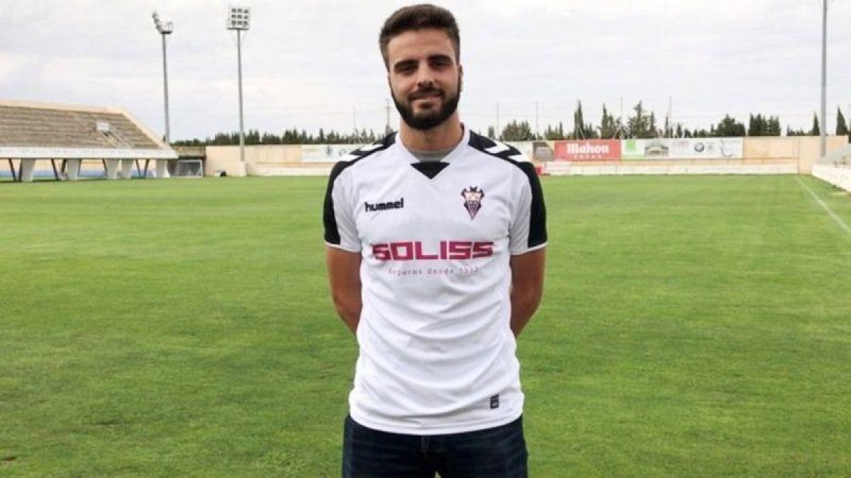 El futbolista oventense Pelayo Novo-SPORT