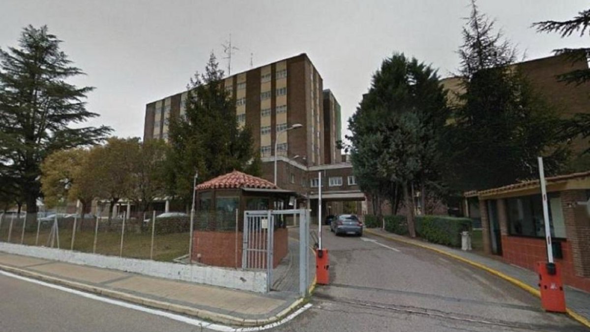 Comandancia de la Guardia Civil de Valladolid donde trabajaba el principal agente investigado.-E. M.