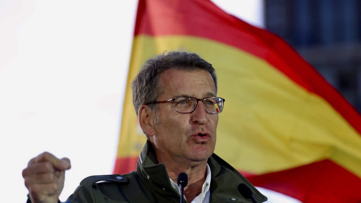 Alberto Núñez Feijóo durante su mitin en Valladolid. ICAL