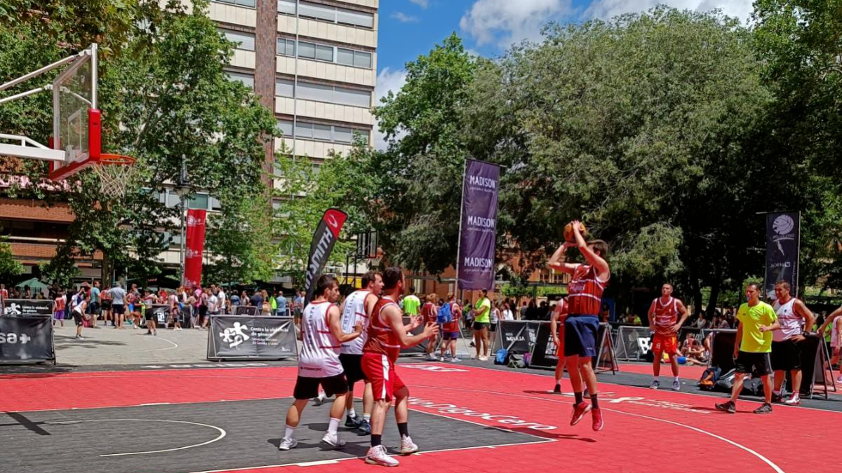Partido del 3x3 disputado en Palencia.