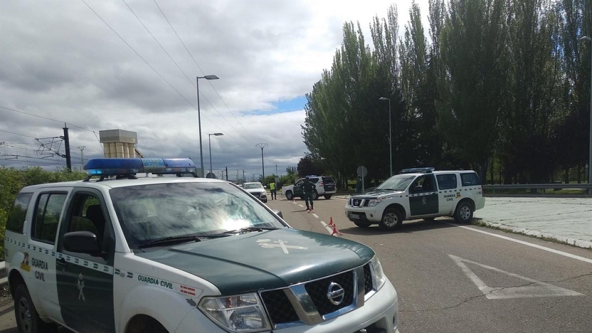 .- GUARDIA CIVIL.