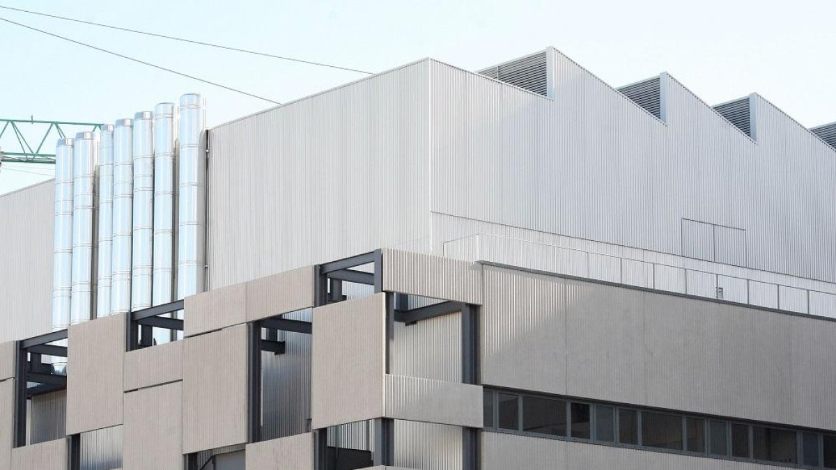 Entrada de Urgencias del Hospital Clínico Universitario de Valladolid.-ICAL