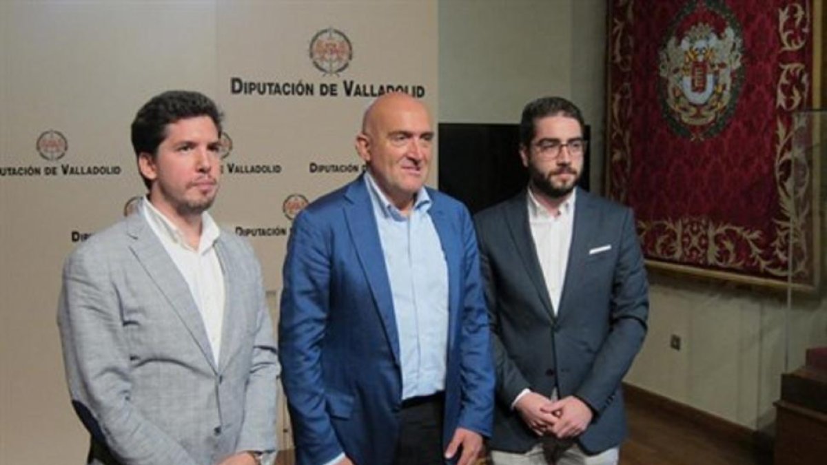 Miguel del Río, Jesús Julio Carnero y Eduardo San Clemente, durante la presentación.-EUROPA PRESS