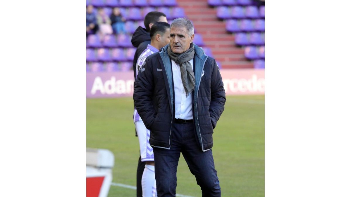 Herrera durante el partido del pasado viernes contra el Reus antes del cambio de De Tomás.-PABLO REQUEJO