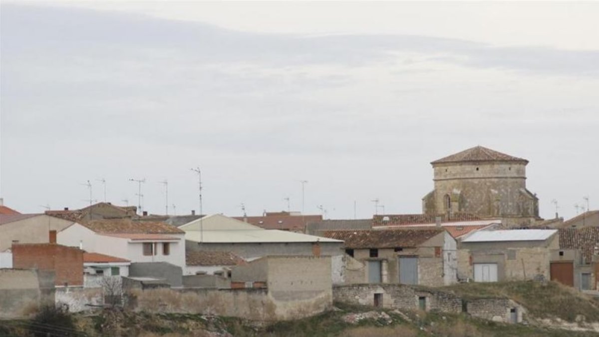 Vista general de Peñaflor de Hornija, uno de los pueblos afectados.- E.M.