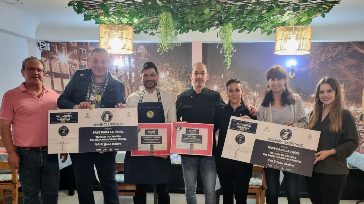 Premiados en la tercera fase del Concurso de Pinchos por barrios. E.M.