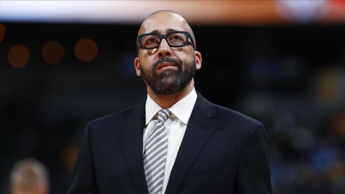 David Fizdale en un partido de los Memphis Grizzlies-/ DAVID ZALUBOWSKI