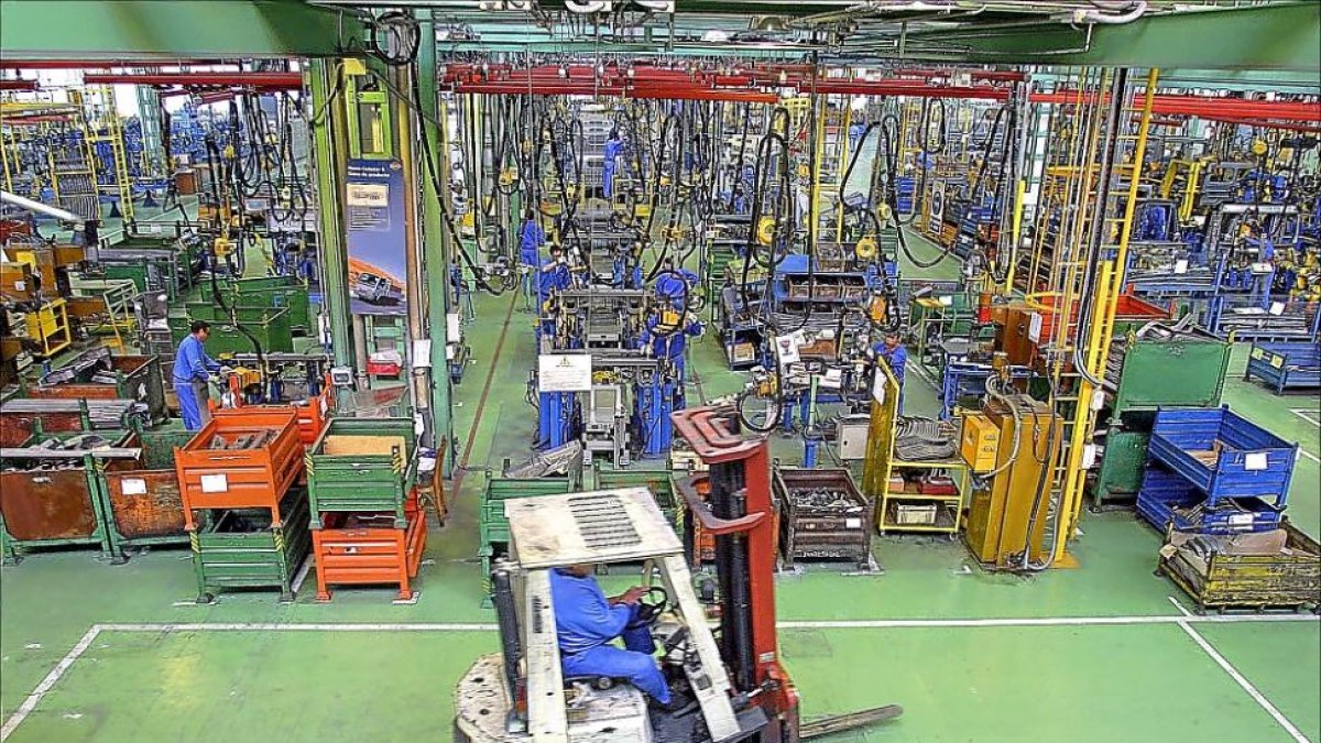 Planta de Nissan en Ávila en una imagen de archivo .-ICAL