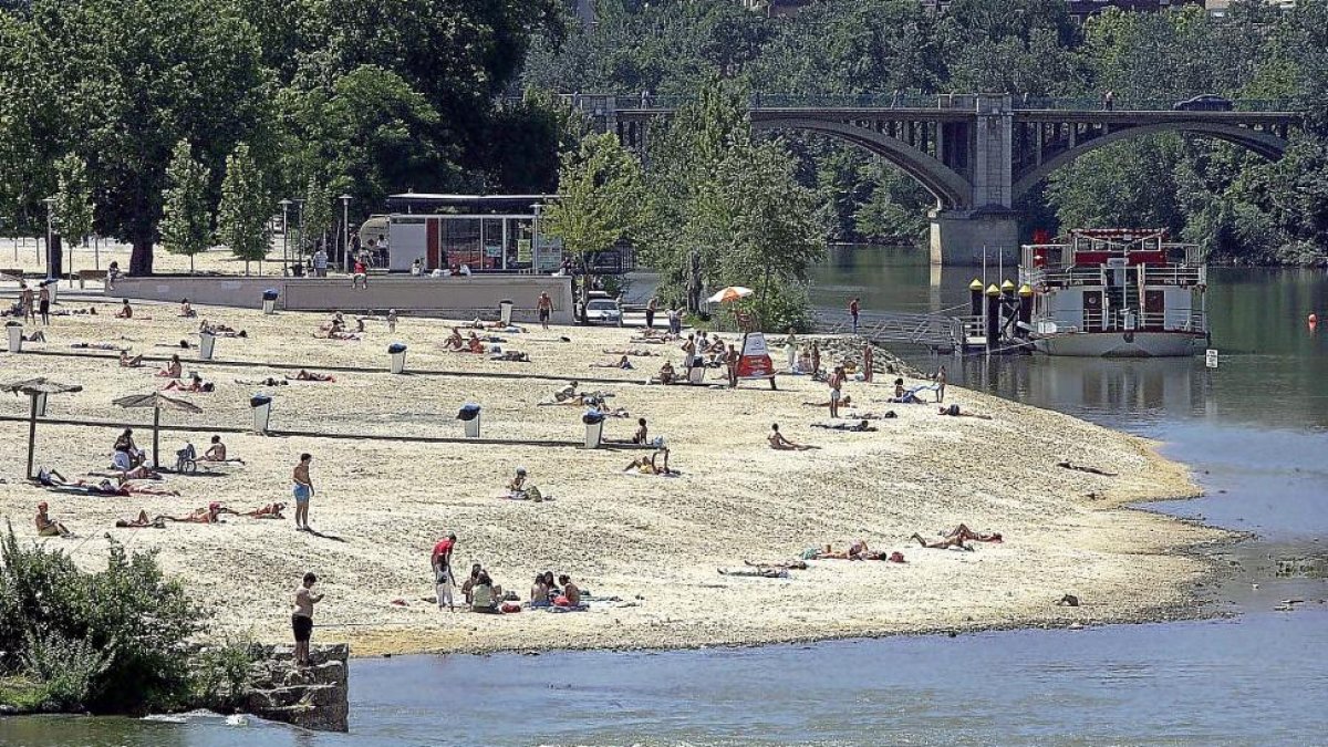 Playa de las Moreras en Valladolid.-ICAL