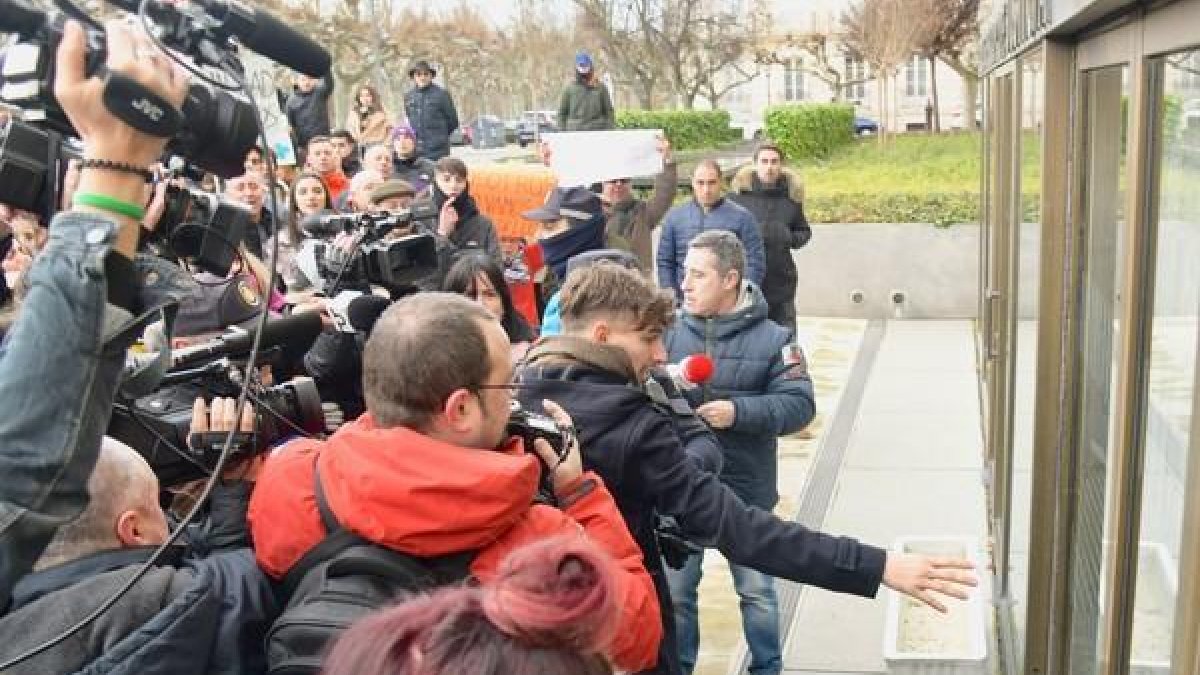 Llegada al tribunal de uno de los condenados en el ‘caso Arandina’, Carlos Cuadrado ‘Lucho’.-ICAL