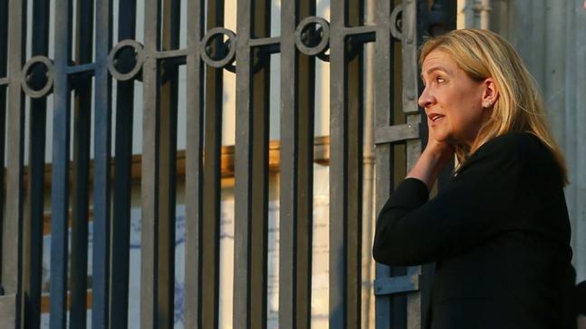 La infanta Cristina, en el funeral por Kardam de Bulgaria, a principios de junio.-Foto: EFE/ JUANJO MARTÍN