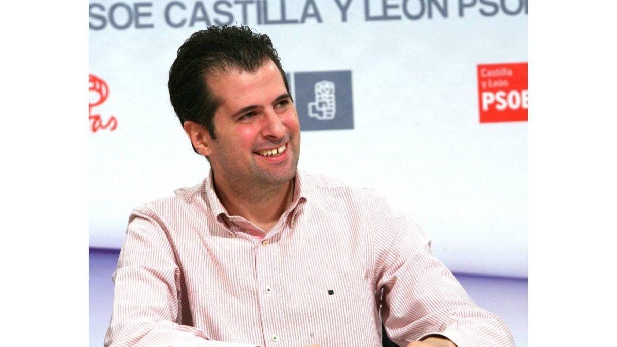 El secretario autonómico del PSOE, Luis Tudanca, se reúne con los secretarios provinciales del partido en Castilla y León-Ical