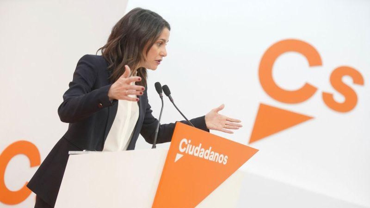 Declaraciones de la portavoz de la Ejecutiva de Ciudadanos y líder del partido en Catalunya, Inés Arrimadas, quien ha sacado pecho de los últimos fichajes de la formación naranja para las próximas elecciones generales.-JOSÉ LUIS ROCA / EUROPA PRESS