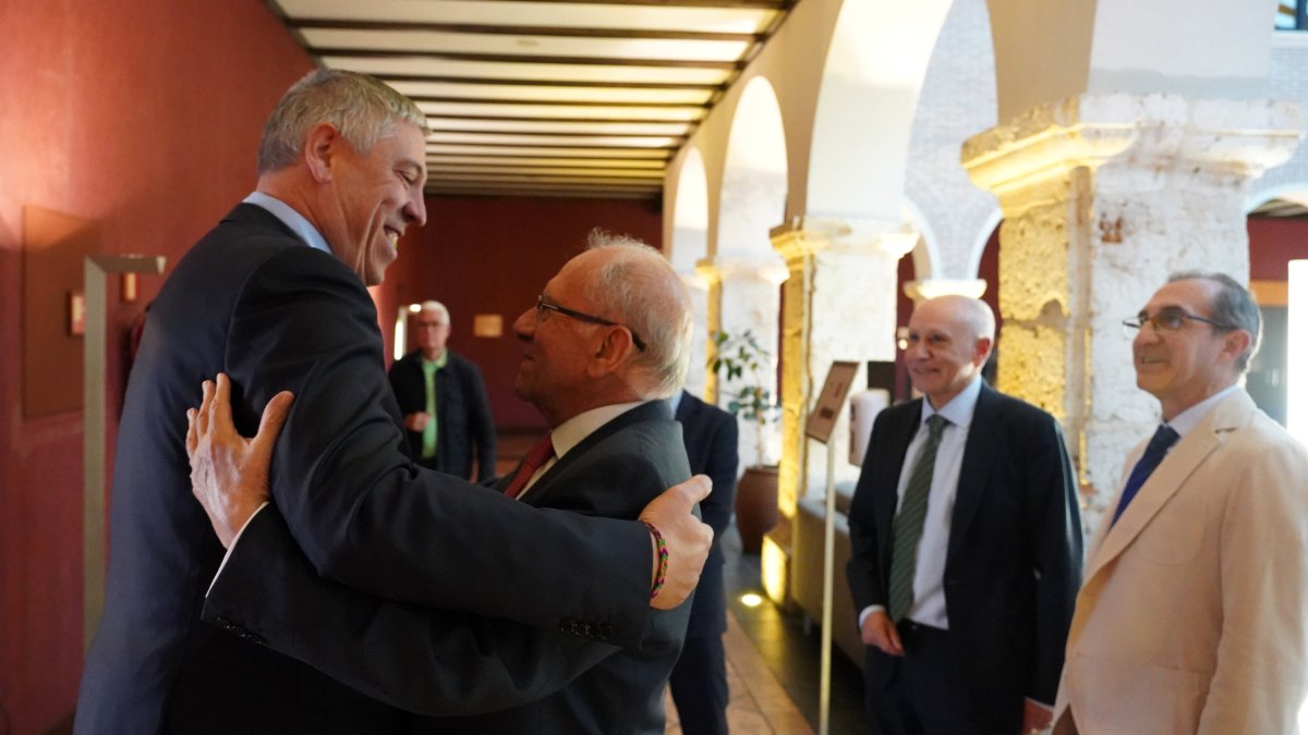 El CEO de Indra, presidente ejecutivo de Ifema de Madrid y consejero asesor de Sidenor; expresidente del Consejo de Administración de Renault España, José Vicente de los Mozos, ofrece la conferencia de clausura del curso 2022-2023. ICAL