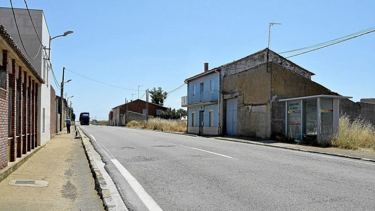 Imagen de archivo de la carretera a su paso por Quintanilla del Molar.-D.V.