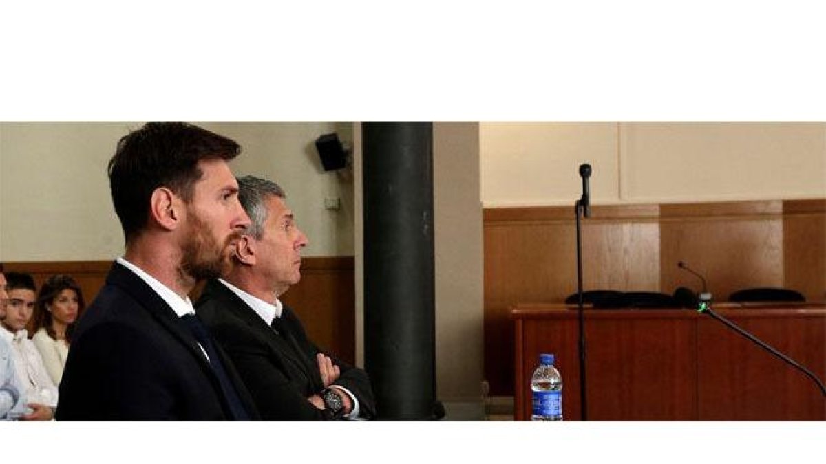 Leo Messi, en junio, a su llegada a la Audiencia de Barcelona para asistir al juicio.-RICARD CUGAT