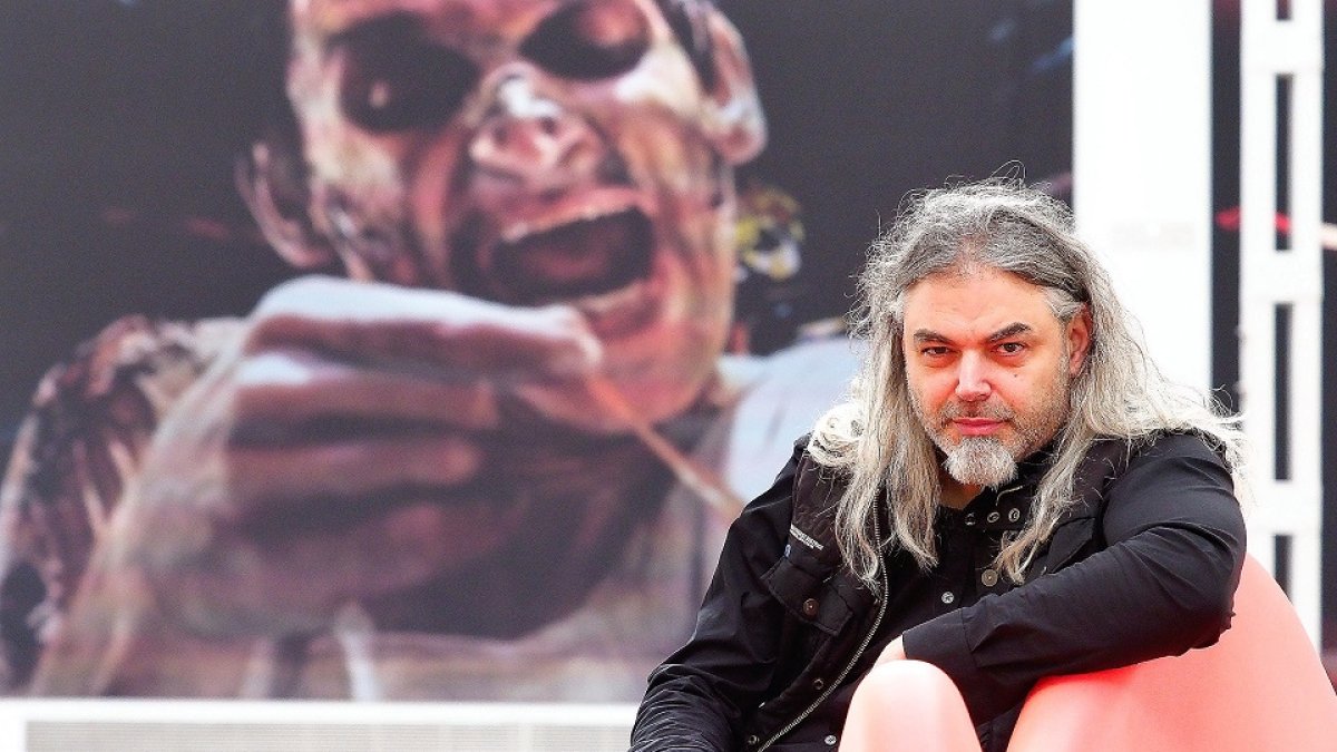 «LOS PUNKIS DEL TEATRO». Fradejas le resta importancia a la crítica de los profesionales y del público. «En Ghetto 13/26 hemos sido los niños terribles del teatro. Hemos sido muy punkis. Lo único que nos ha preocupado es no ser honestos con nosotros mismos».