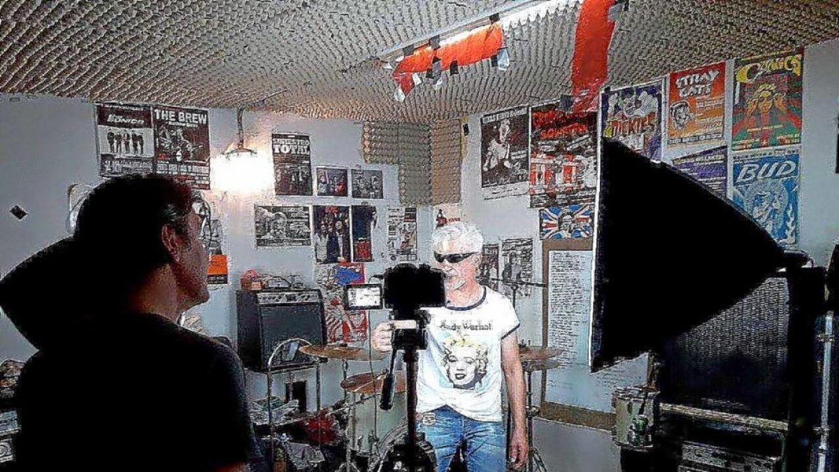 En la imagen, Luix ‘Disidente’ entrevistado para el documental.-E.M.