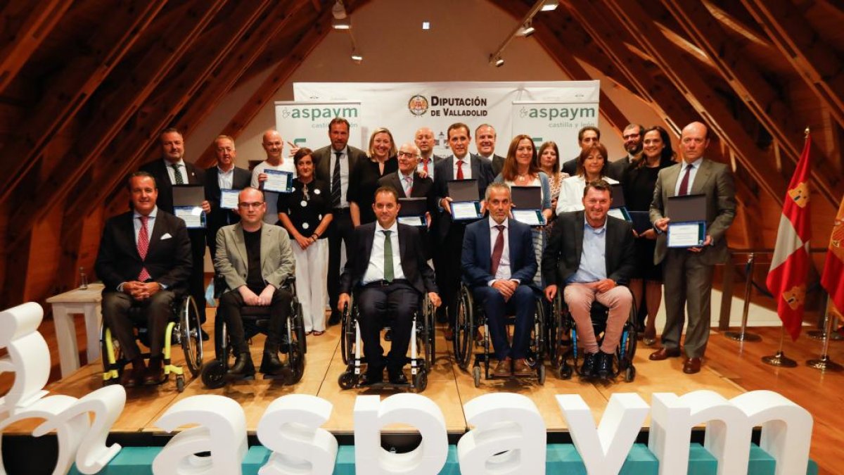 Gala del 30 aniversario de Aspaym. J.M. Lostau