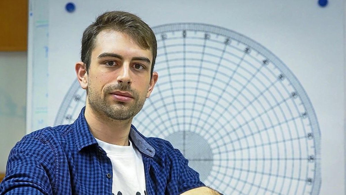 Javier González, director de operaciones de Twyncare, en las instalaciones de la Universidad de Valladolid.-PHOTOGENIC / MIGUEL ÁNGEL SANTOS
