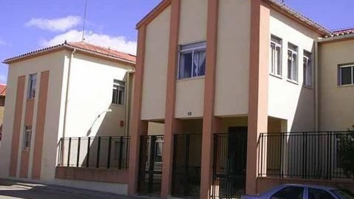 Residencia de Villavicencio. E. M.