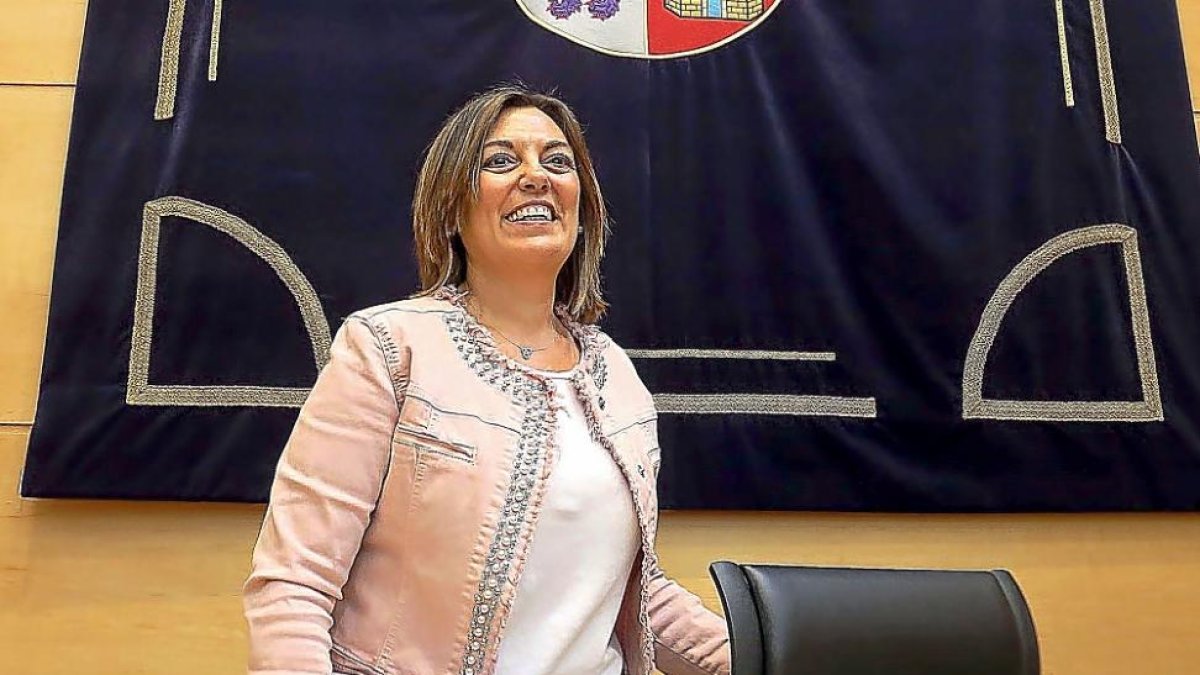 La portavoz de la Junta, Milagros Marcos, durante la rueda de prensa.-ICAL