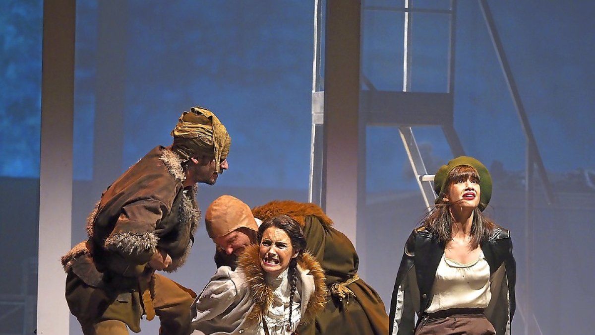 La compañía Fundación Siglo de Oro en la puesta en escena de ‘Valor, agravio y mujer’ en Olmedo, en 2019. M. A. SANTOS