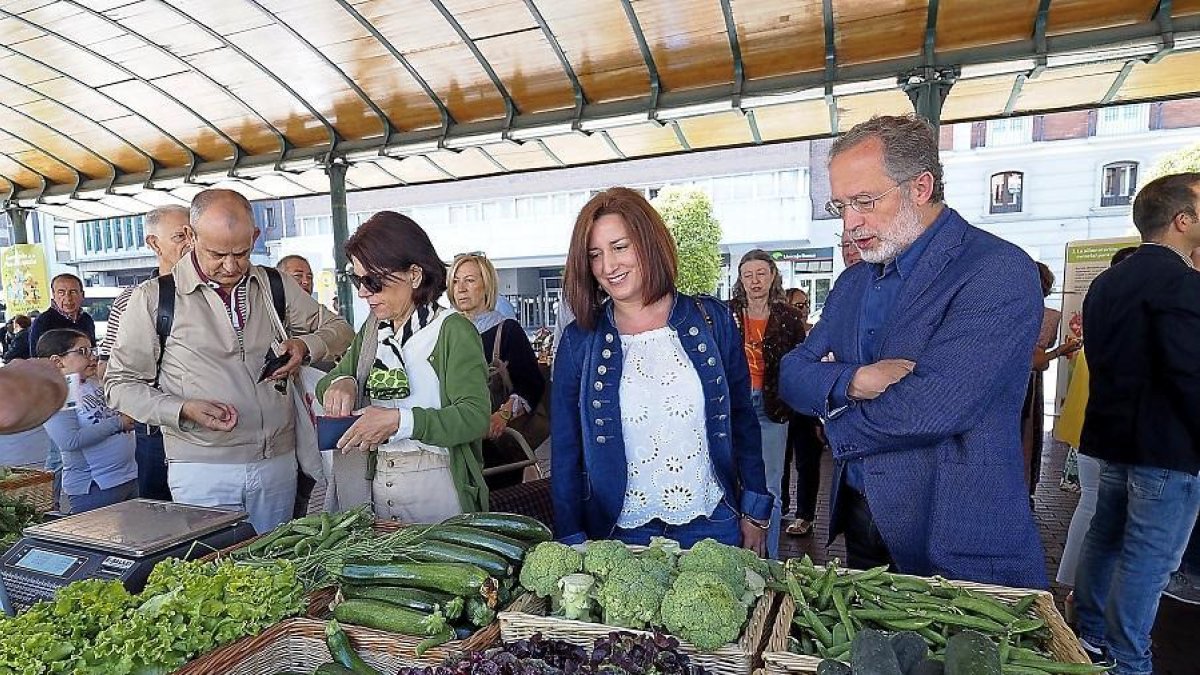 -PHOTOGENIC / M. A. SANTOS