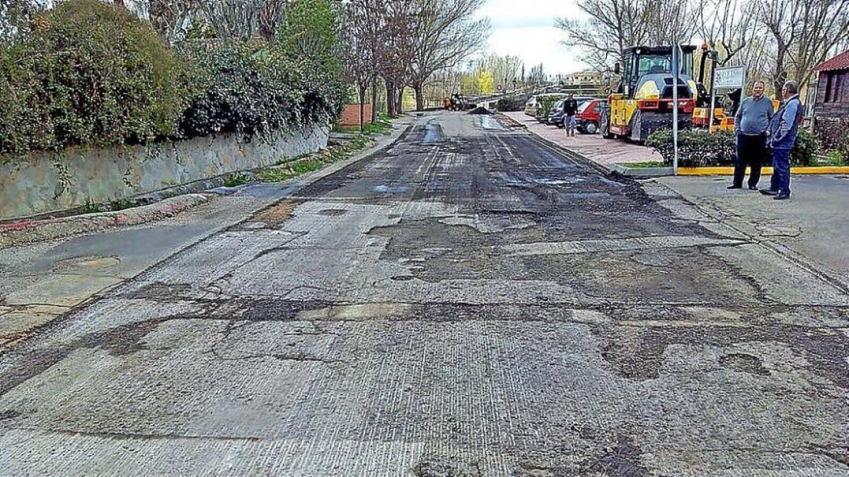 En marcha las obras de la calle Calzada.-AYTO. SIMANCAS