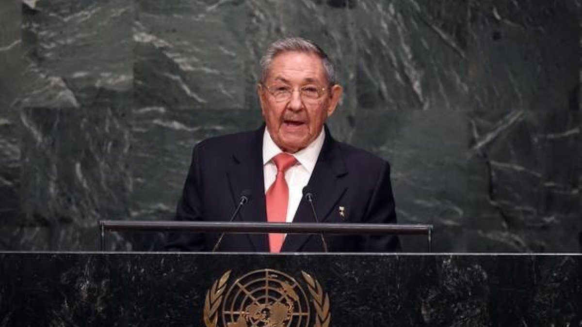 El presidente de Cuba, Raúl Castro, en su intervención en la Asamblea General de la ONU, este sábado.-AFP / TIMOTHY A. CLARY