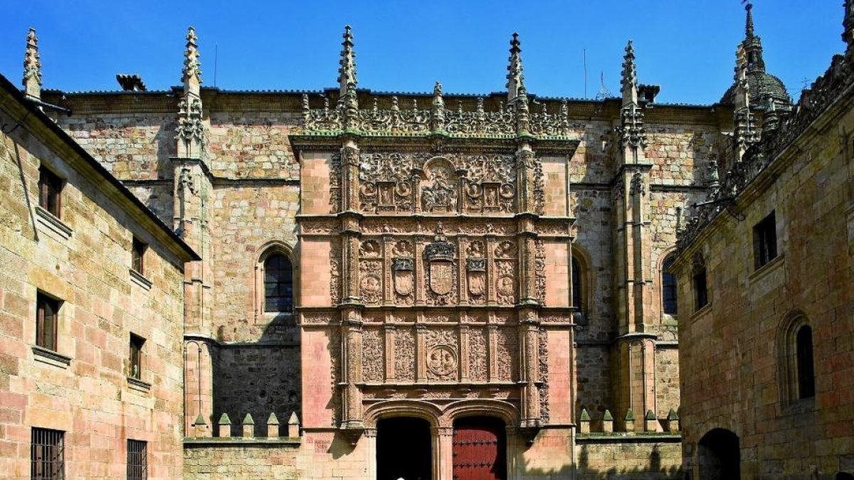 Fachada de la Universidad de Salamanca.-EL MUNDO