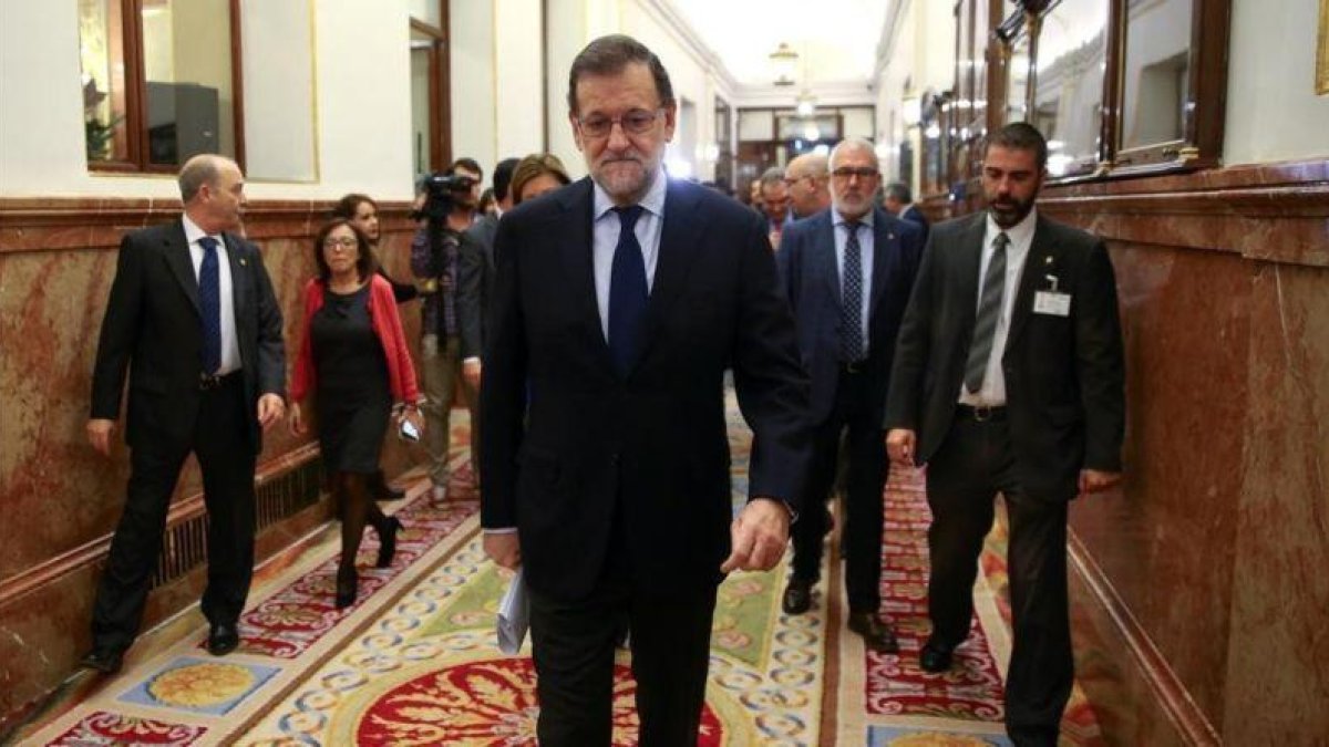 Mariano Rajoy llega a la primera sesión de control del Congreso esta investidura.-ANDREA COMAS/REUTERS