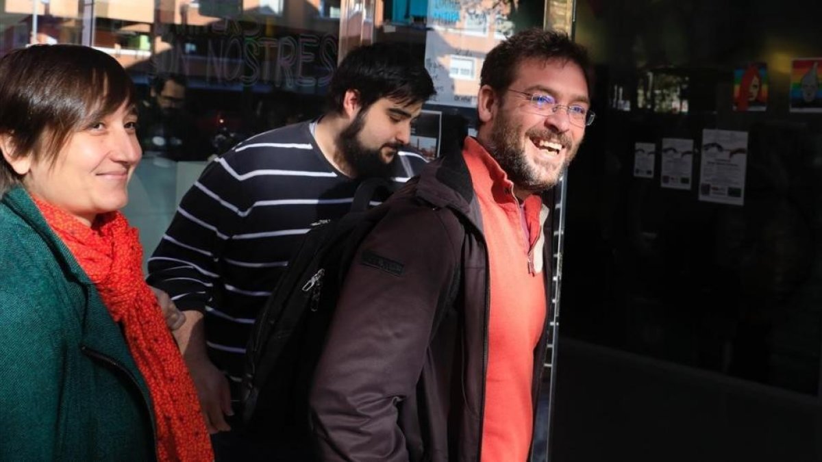 Albano Dante Fachin dimite como líder de Podem por sus discrepancias con Pablo Iglesias.-/ FERRAN NADEU