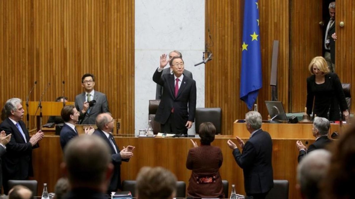 Ban Ki-moon en el Parlamento austriaco.-AP / RONALD ZAK