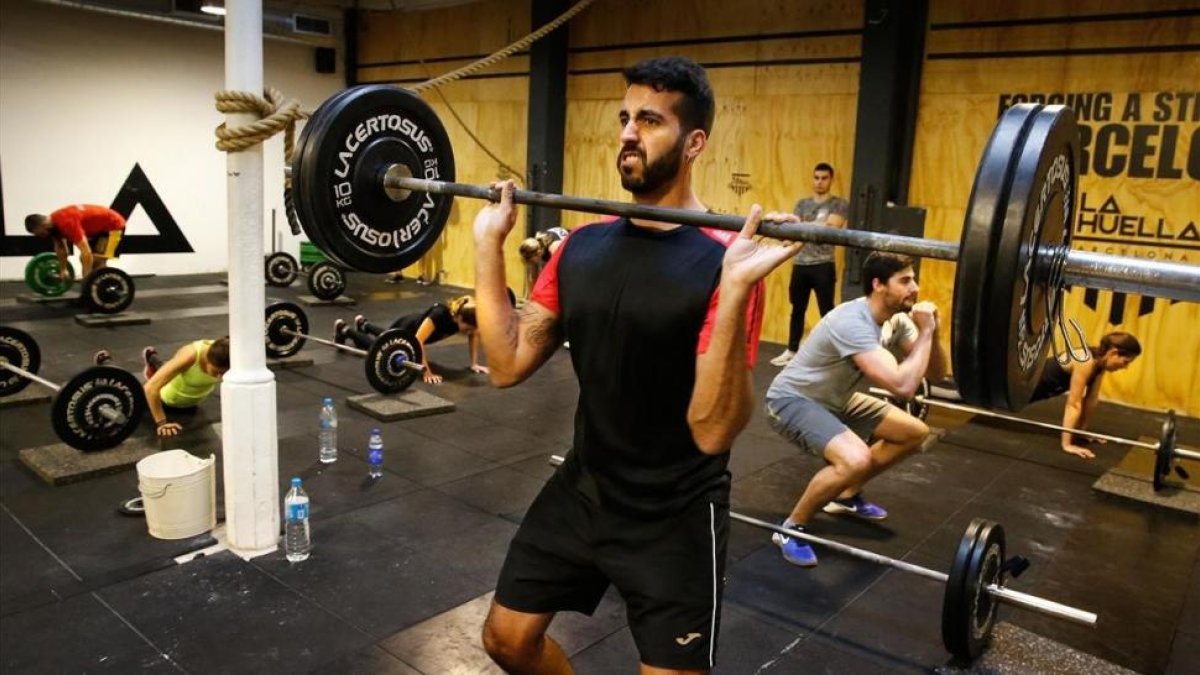 El crossfit es uno de los deportes que requiere un equilibrio físico y mental-ALVARO MONGE