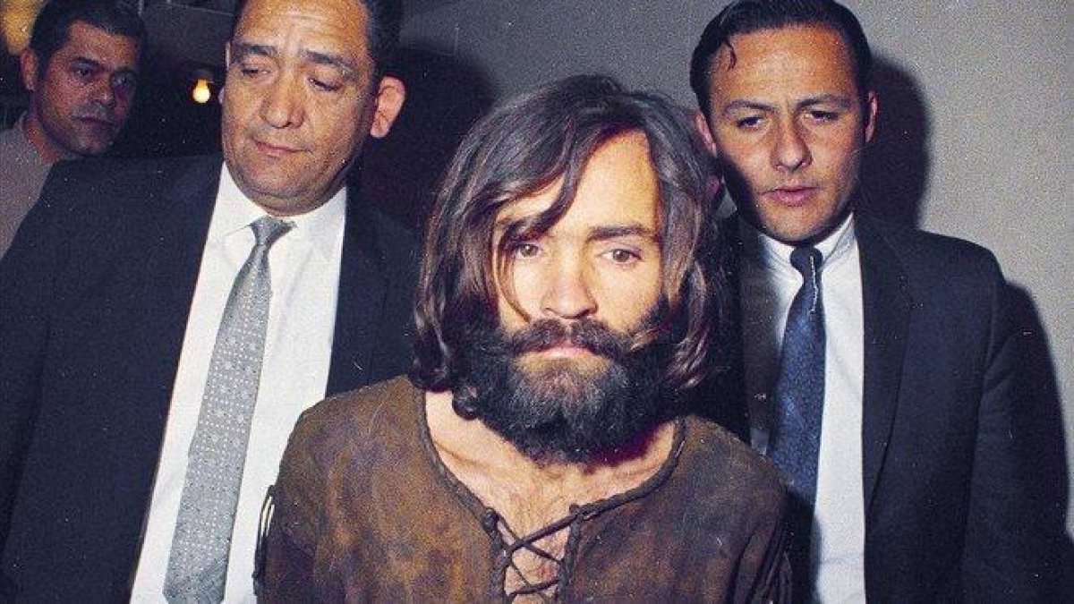 Manson, tras ser detenido, en octubre de 1969.-AP