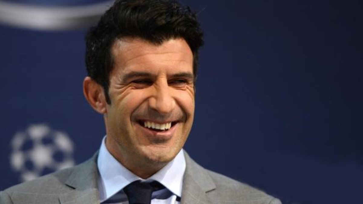 El exfutbolista Luis Figo, duramte un acto en Lisboa, el pasado año.-Foto: AFP / FABRICE COFFRINI