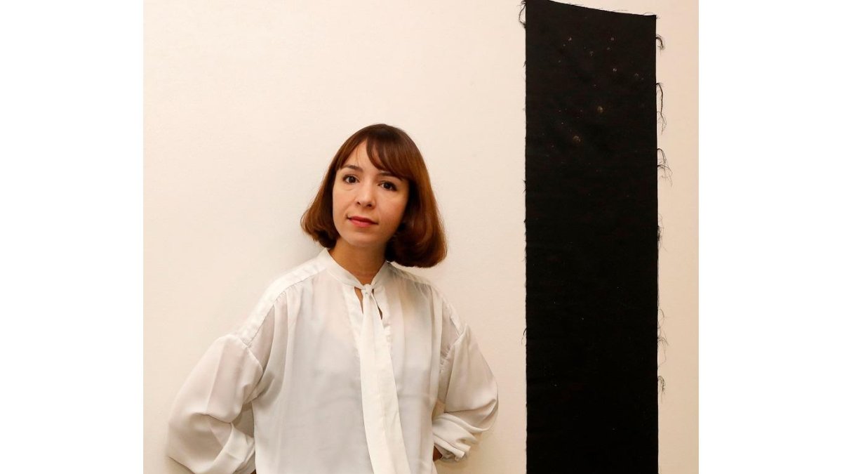 Patricia Sandonis en la Galería Javier Silva. | PABLO REQUEJO