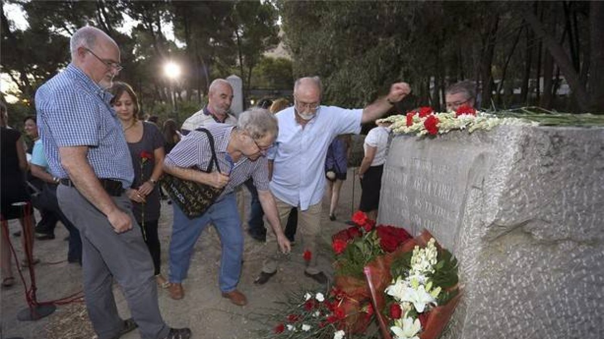 Homenaje a Federico García Lorca en el 79 aniversario de su muerte en Alfacar (Granada).-Foto: EFE