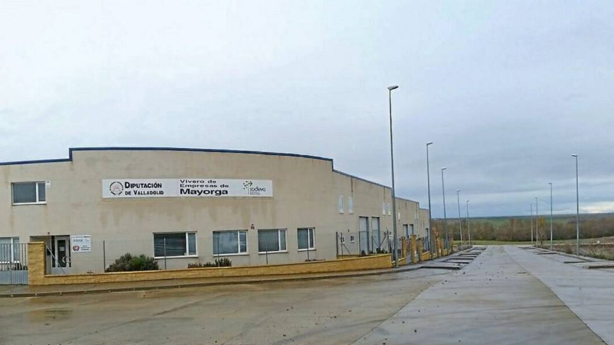 Vivero de empresas en el polígono de la Diputación en Mayorga-T.P.