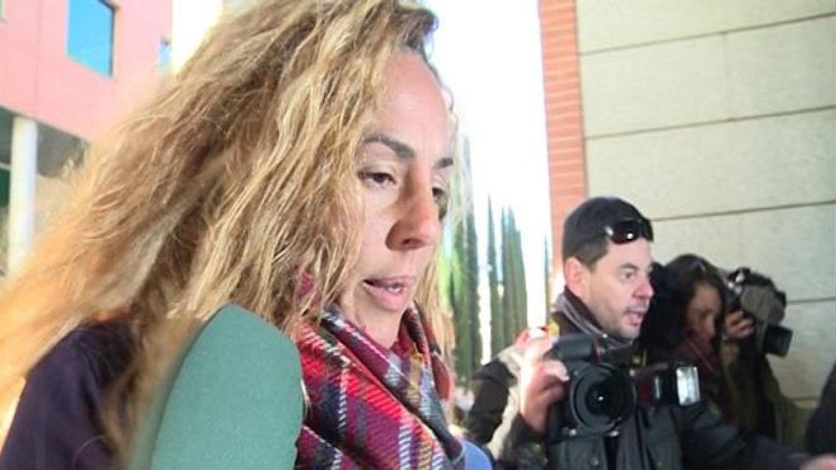 Rocío Carrasco entra en los juzgados de Alcobendas para ratificar la querella que ha interpuesto a su ex marido.-AGENCIA
