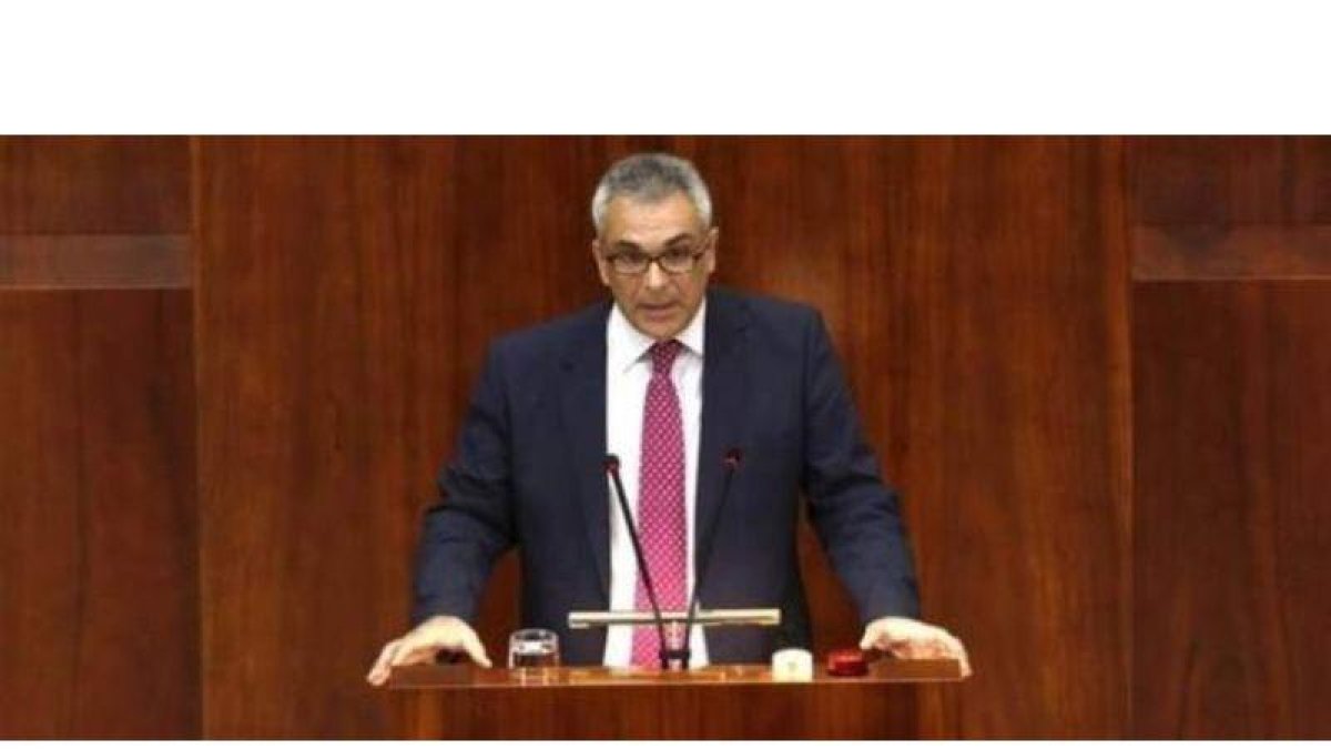 El consejero de Políticas Sociales y Familiadel (PP) en la Asamblea de Madrid, Carlos Izquierdo.-EL PERIÓDICO (TWITTER)