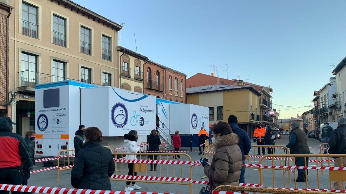 Cribado masivo en Villalón de Campos. - E.M.