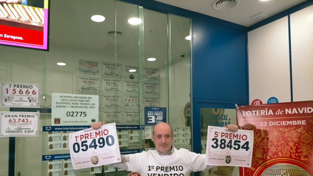 PHOTO-2022-12-22-12-13-43