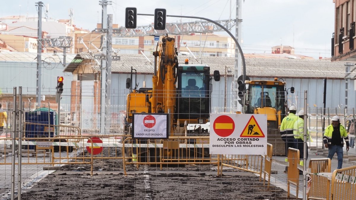 Corte de la calle Panaderos por las obras del túnel. - PHOTOGENIC