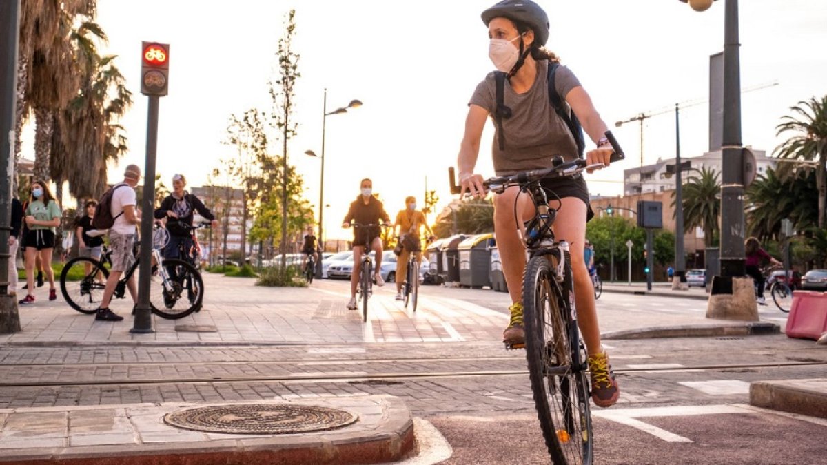 10 motivos para atreverte a moverte en bici por tu ciudad - diariodevalladolid.elmundo.es