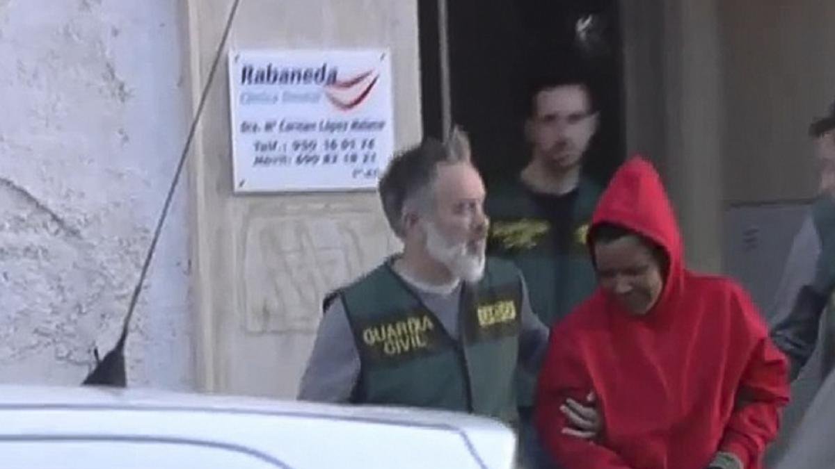 Ana Julia Quezada, en una imagen de archivo, el día que fue detenida por la muerte del niño Gabriel.-E. M.