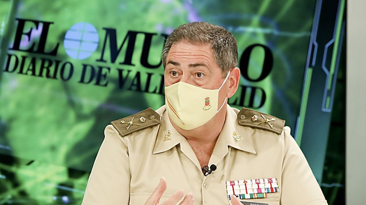 José Rivas Moriana en el programa ‘La Quinta Esquina’, emitido ayer en La 8 de Valladolid. J. M. LOSTAU