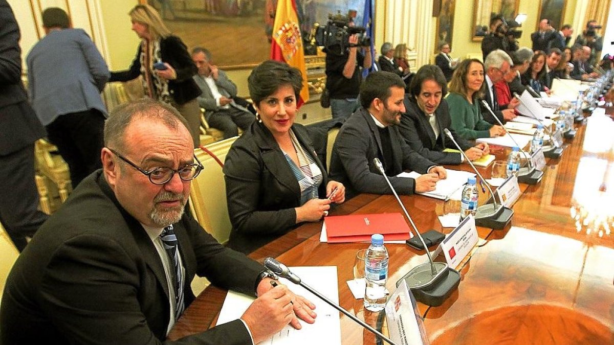 Fernando Rey, junto a sus homólogos antes de la Conferencia sectorial de Educación.-ICAL