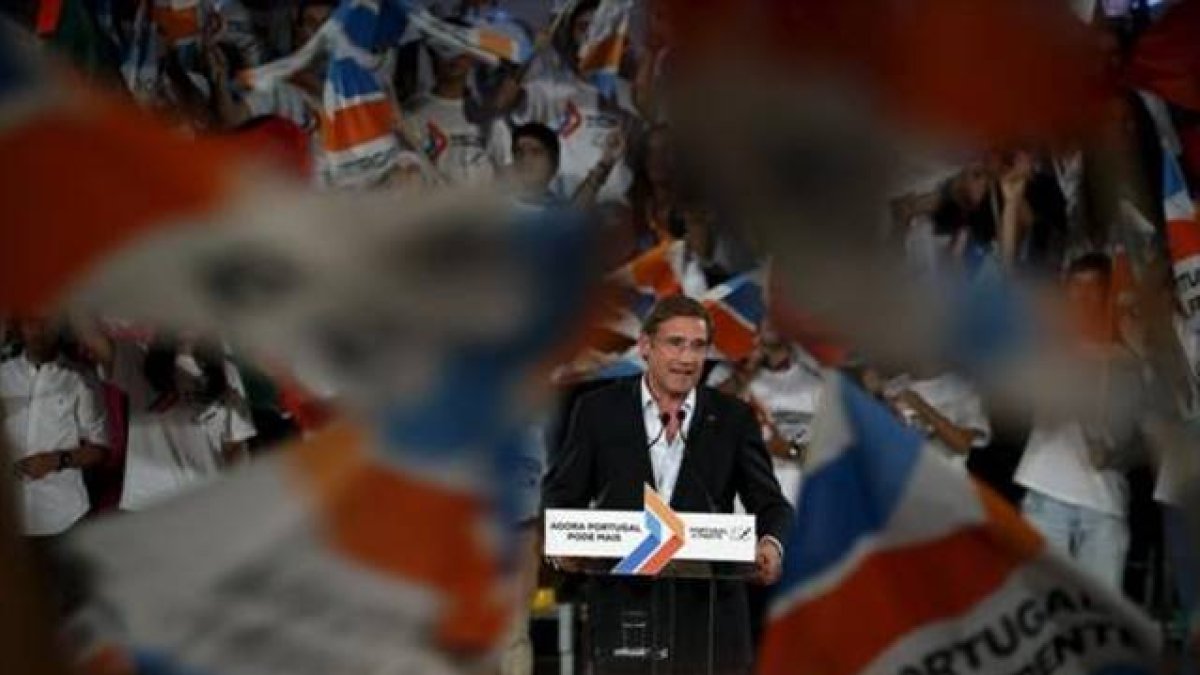 Coelho, en un acto electoral en Braga esta semana.-REUTERS / RAFAEL MARCHANTE
